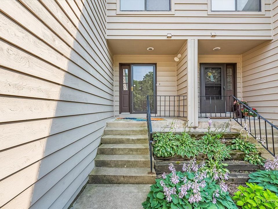 1516 Kirkwood Dr, Geneva, IL 60134 Zillow