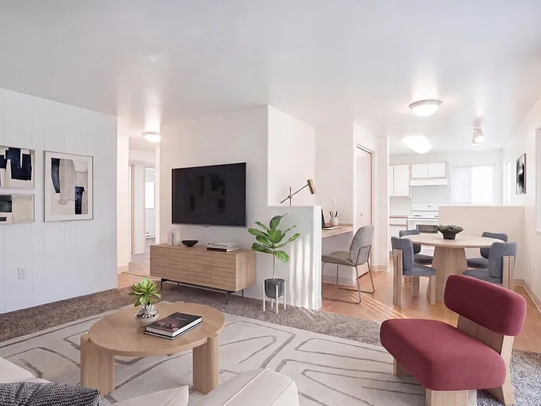 Classic Livingroom & Dining Room