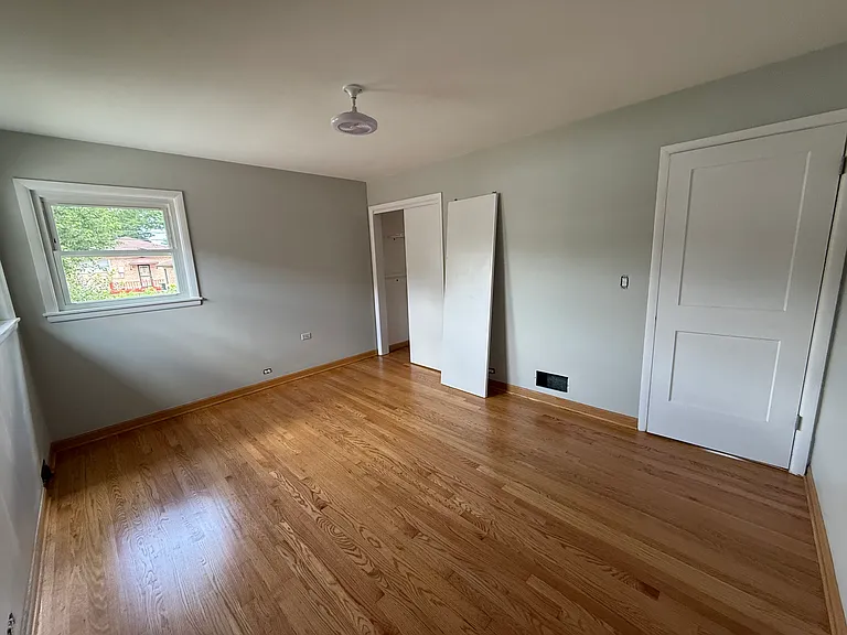 8447 N Oriole Ave — Photo 10