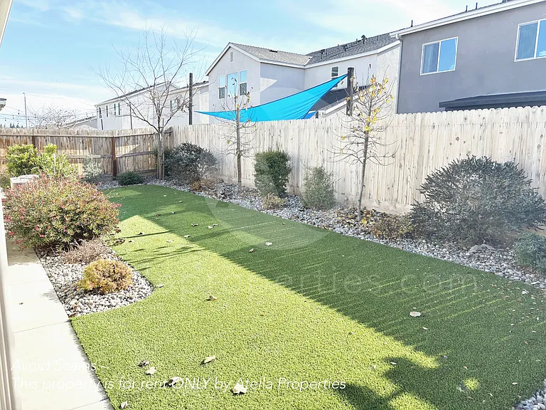 203 E Taylor Ave — Photo 5