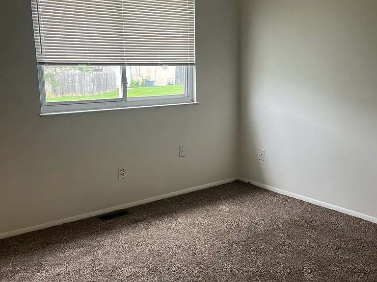 1579 Meredith Dr #8 — Photo 6