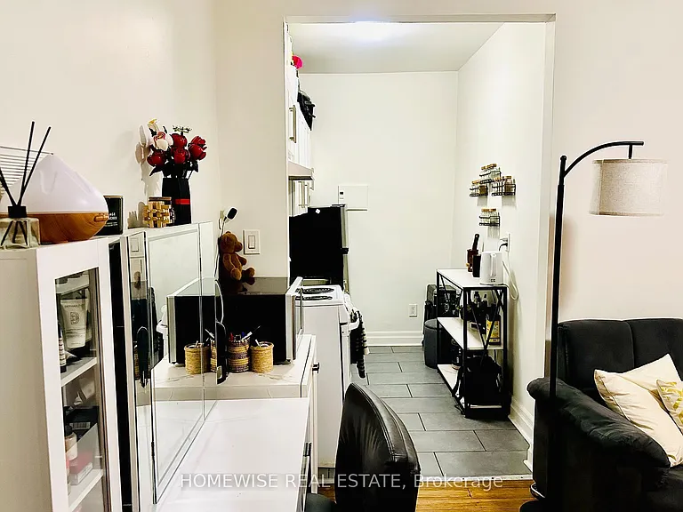 1 Triller Ave #209 — Photo 2