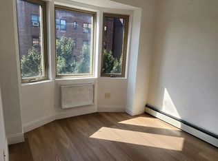 14135 Pershing Cres APT 1B, Jamaica, NY 11435