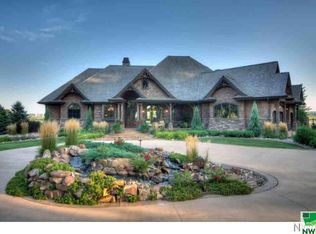 968 Wynstone Dr, Jefferson, SD 57038