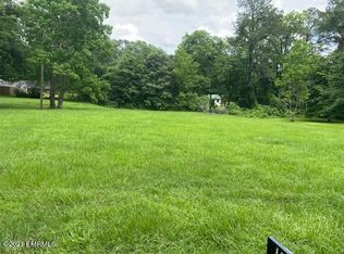 Holland Ave, Philadelphia, MS 39350