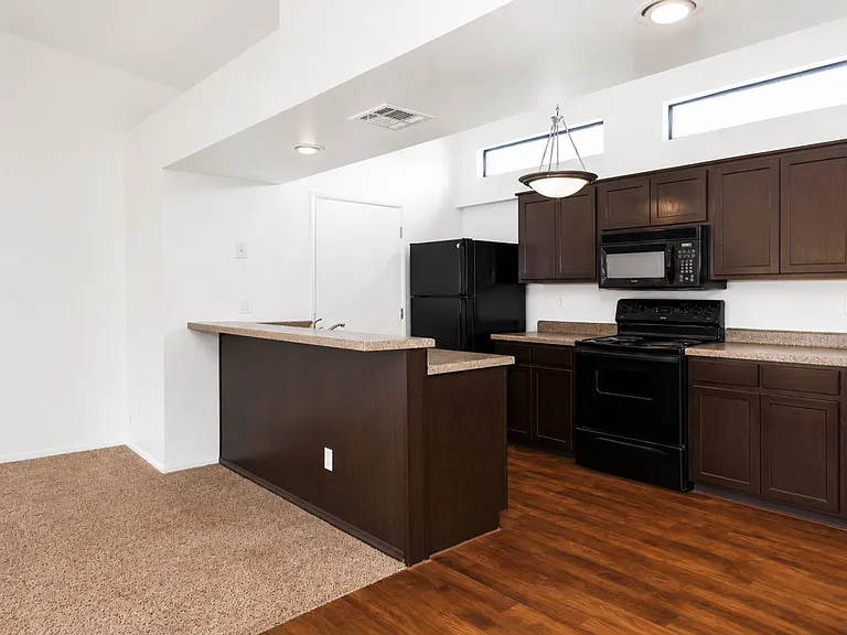 Rio Cancion Apartments — Photo 64