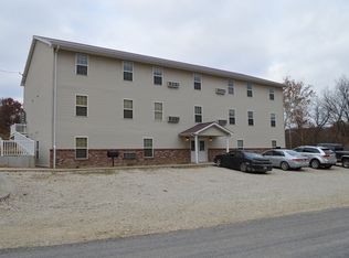 227 Twin Ridge Rd APT B1, Linn, MO 65051
