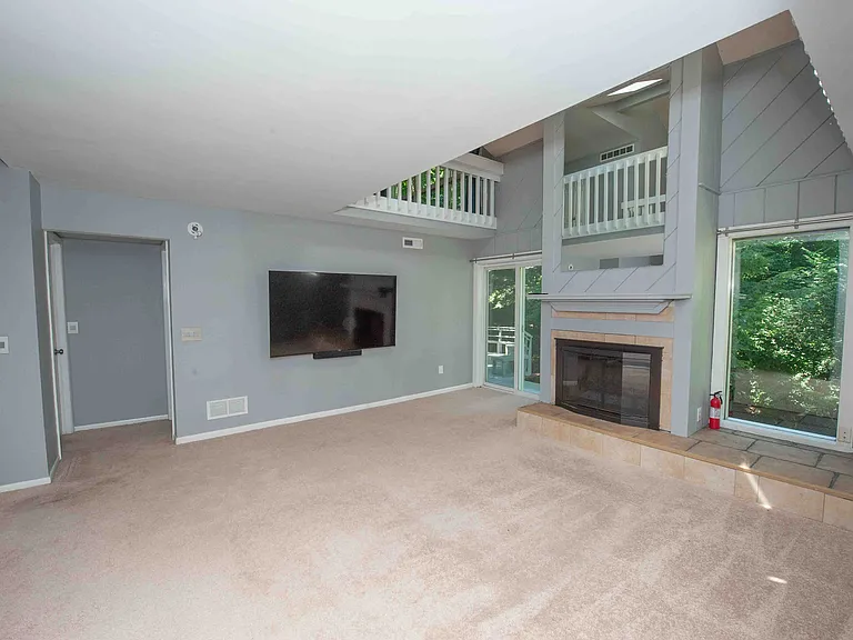 973 Hollow Creek Dr — Photo 21