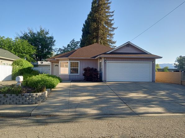 30 Royale Ave