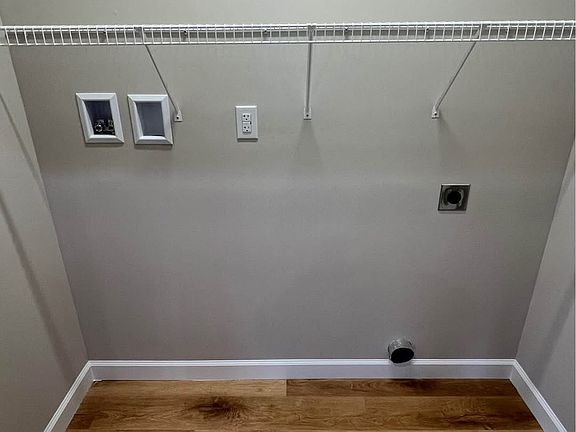 5th image of 168 Valley Dr #77