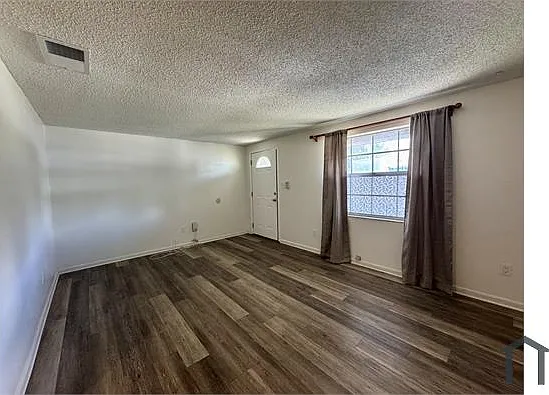 1004 Melrose St #1004 — Photo 10