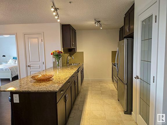 5th image of 7021 S Terwillegar Dr NW #308