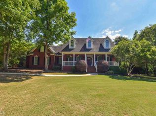 1061 Rocky Branch Farm Dr, Bogart, GA 30622