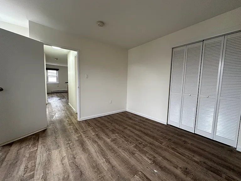 2501 E Ann St #2F — Photo 16