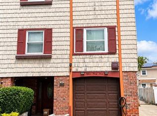 1533 208th St APT 2, Bayside, NY 11360