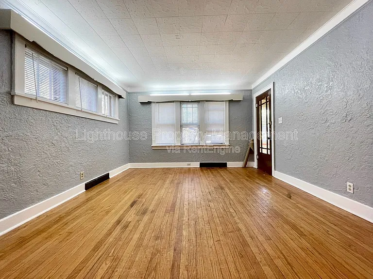 1183 Emerson Ave — Photo 6