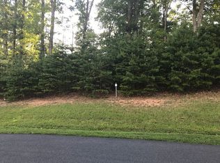 2104 Farringdon Rd, Keswick, VA 22947