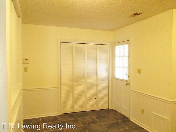 4th image of 9208 Knotty Pine Cres