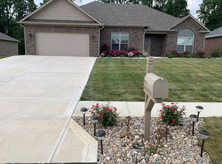 4910 E Clearview Dr, Mooresville, IN