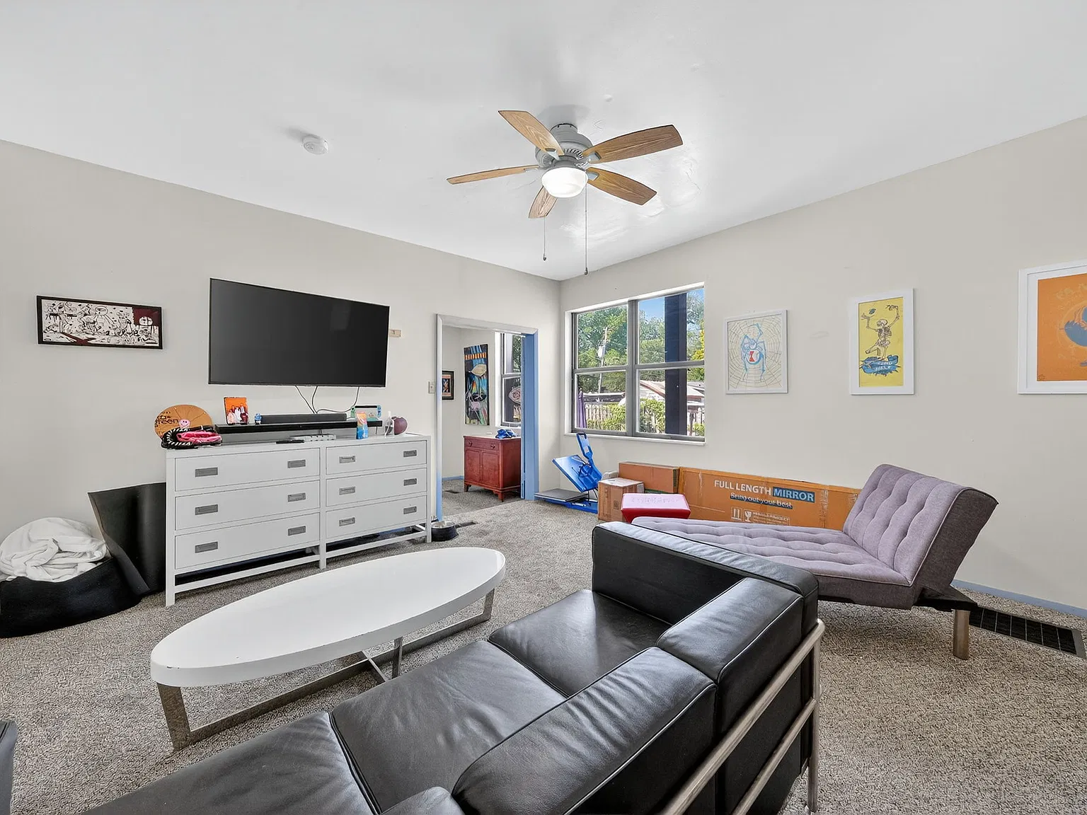 1 bed, 900 sqft, $1,600 — Photo 4