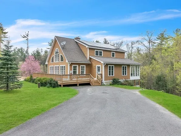 100 Elm St, New Salem, MA 01355