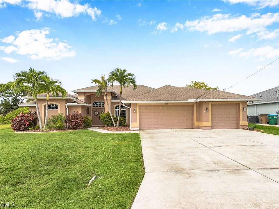 207 SE 11th Ter, Cape Coral, FL 33990 | MLS #223066151 | Zillow