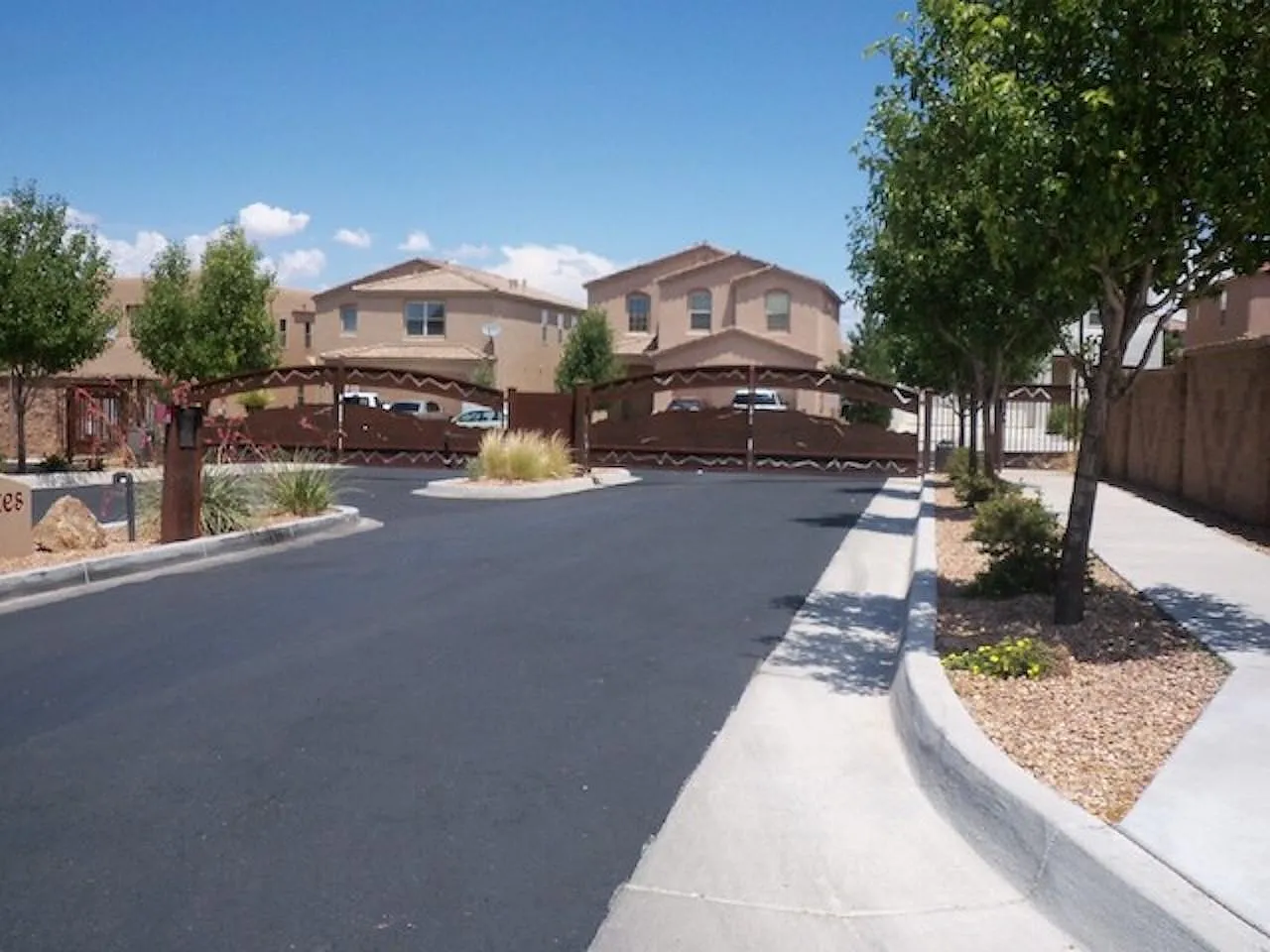 8904 Lochnager Ln NE — Photo 1