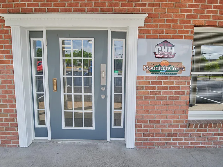 Crimson Hawk Student Housing — Photo 20