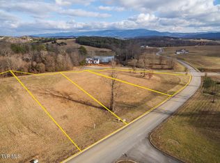 57 River Pointe Dr, Greeneville, TN 37743