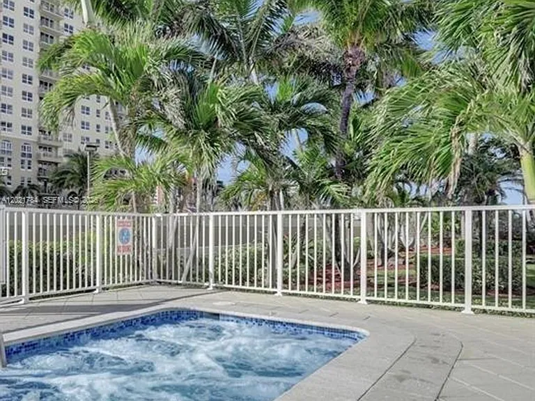 2030 S Ocean Dr #2118 — Photo 31