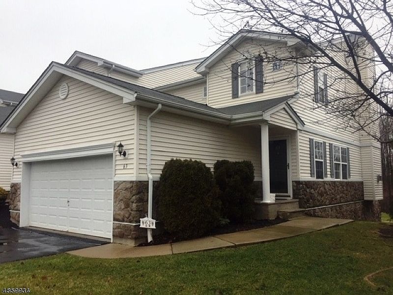 1st image of 63 LAKEVIEW DR
