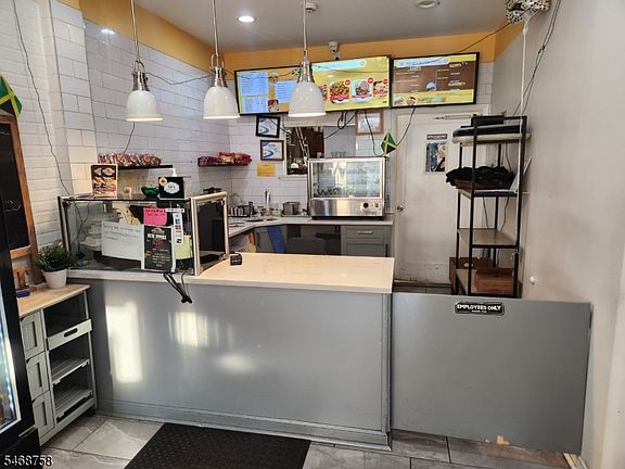 4th image of 580 Scotland Rd #2