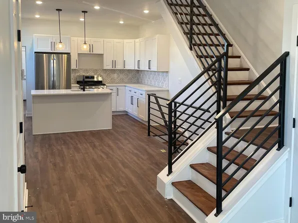 3020 Miller St, Philadelphia, PA 19134