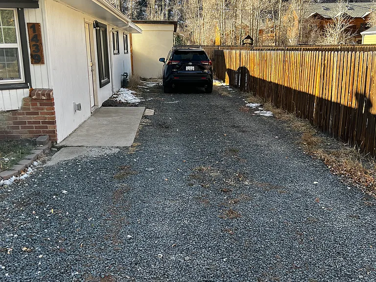 1435 Marion Cir #1 — Photo 15