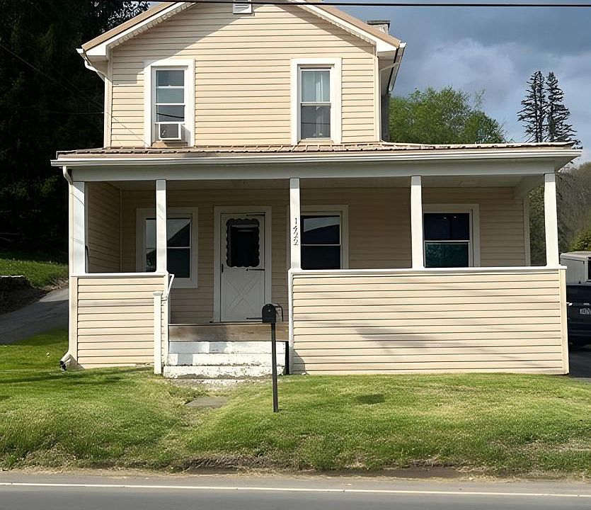 1st image of 1422 E Main St