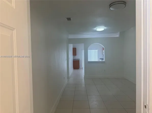 6912 NW 179th St APT 107-3, Hialeah, FL 33015