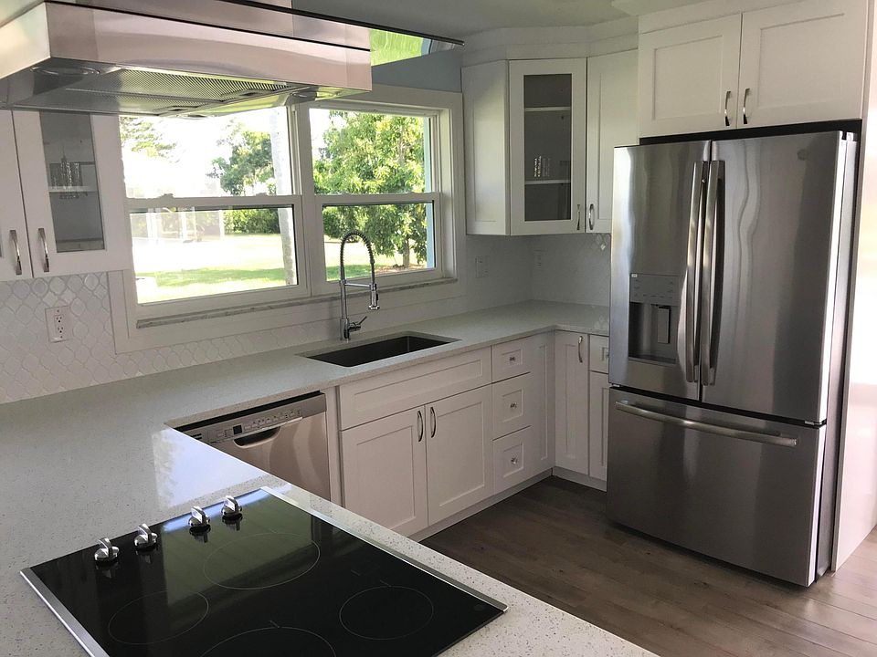 1st image of 2850 SE Italy Street