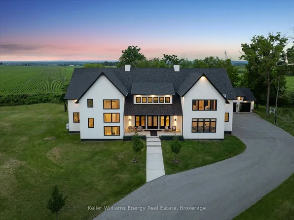 3122 Highway 2, Clarington, ON L1C 3K5