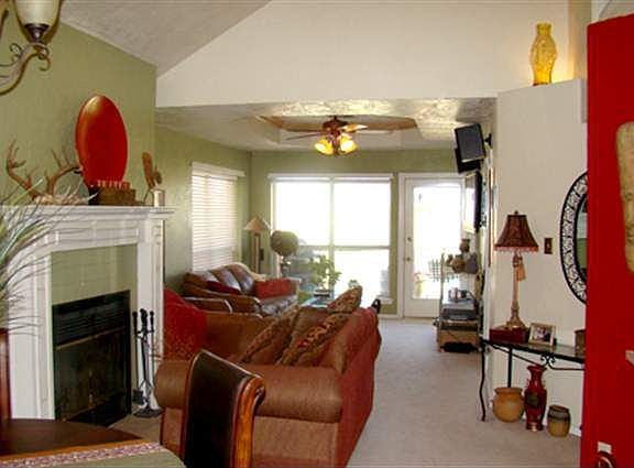 4th image of 507 NW Fairway Villa Pl APT 2