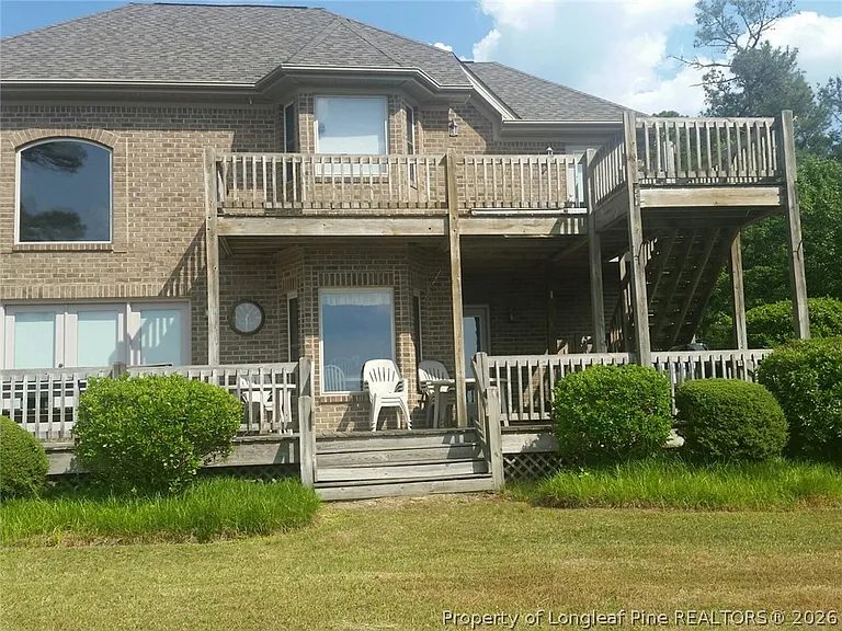 866 Loblolly Dr — Photo 2