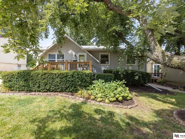 12330 B St, Omaha, NE 68144