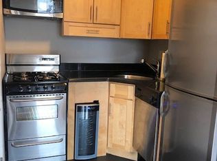 190 Avenue B FRNT 1, New York, NY 10009