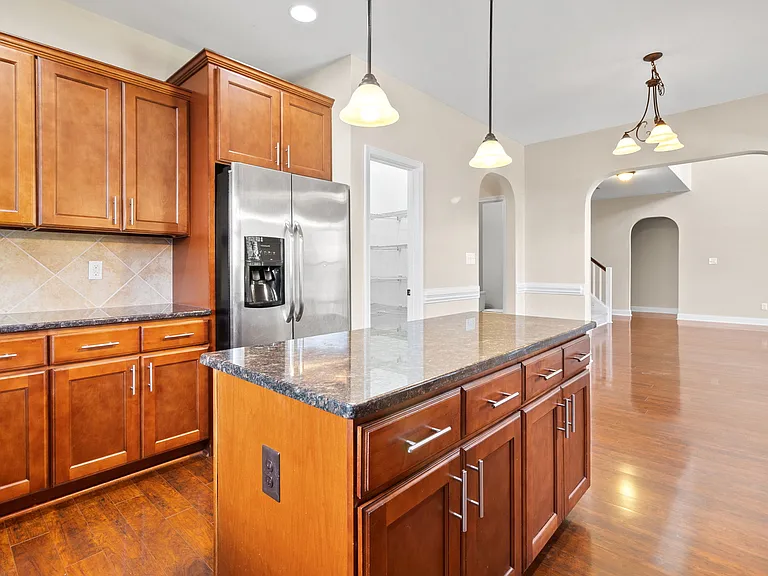 368 Exeter Dr — Photo 15