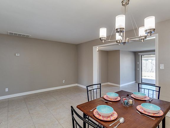 3rd image of 2338 W Stella Ln