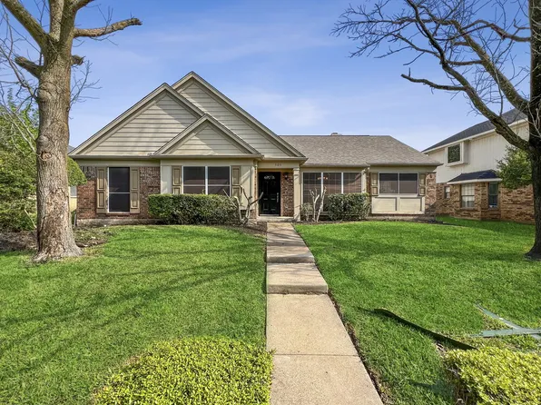 505 Grady Ln, Cedar Hill, TX 75104