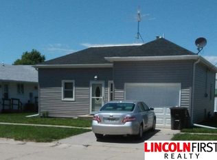 765 East St, Utica, NE 68456
