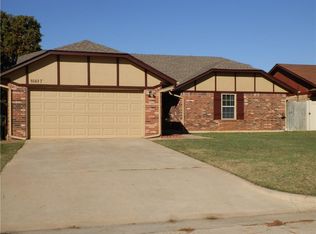 10617 Willow Ridge Dr, Midwest City, OK 73130