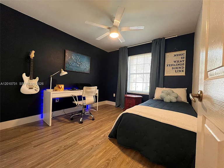 16410 Sapphire Bnd — Photo 10