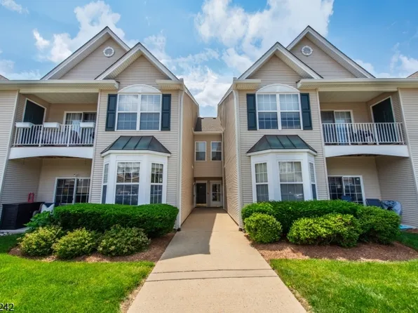 372 Cambridge Dr #372, Butler Boro, NJ 07405