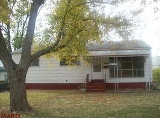 3413 Ranch Ln, Saint Louis, MO 63121